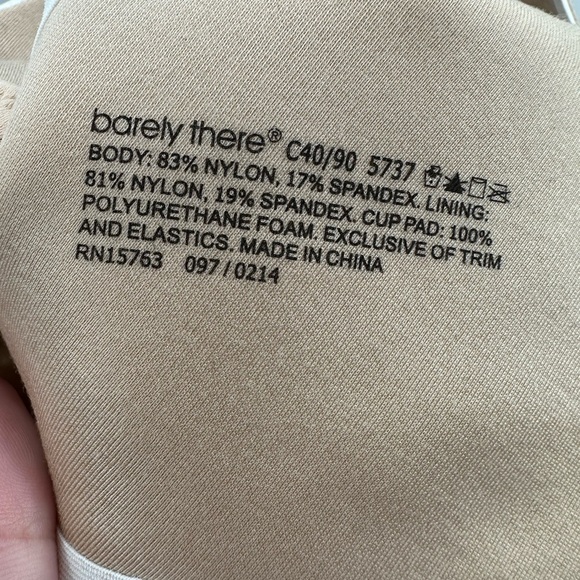 BARELY THERE tan underwire woman’s bra. 40C - Picture 9 of 10